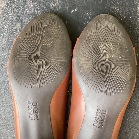 Franco Sarto women’s Brown Buckle kitten heel  7.5 - Picture 12 of 13